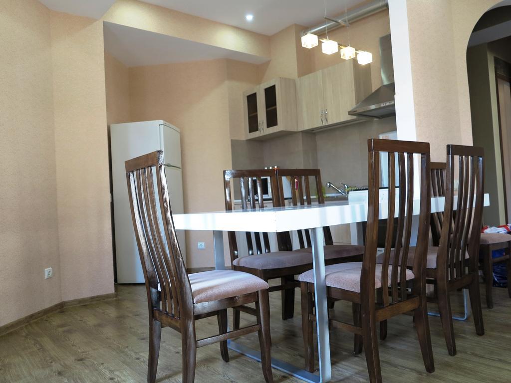 Samatsa Georgia Apartment Tbilisi ภายนอก รูปภาพ
