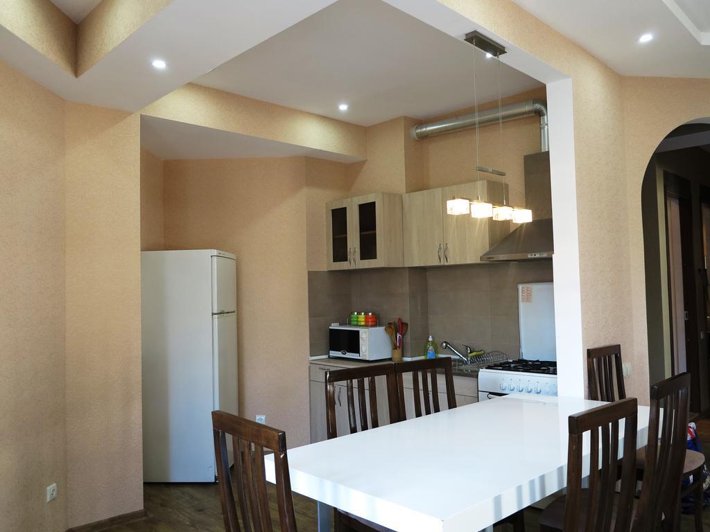 Samatsa Georgia Apartment Tbilisi ภายนอก รูปภาพ